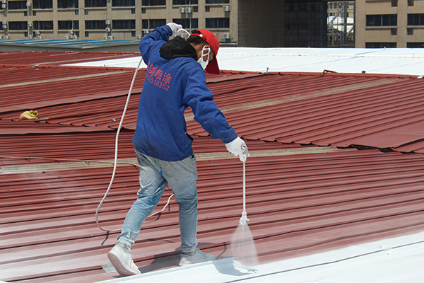 廠房彩鋼瓦屋面為什么會(huì)生銹?如何處理? 廠房彩鋼瓦屋面為什么會(huì)生銹?如何處理?